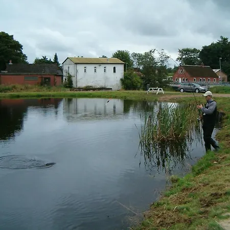 Holme A &
